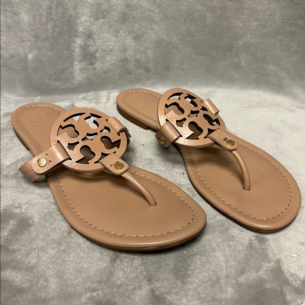 Tory Burch Miller Sandals Size 8.5 - Picture 2 of 8